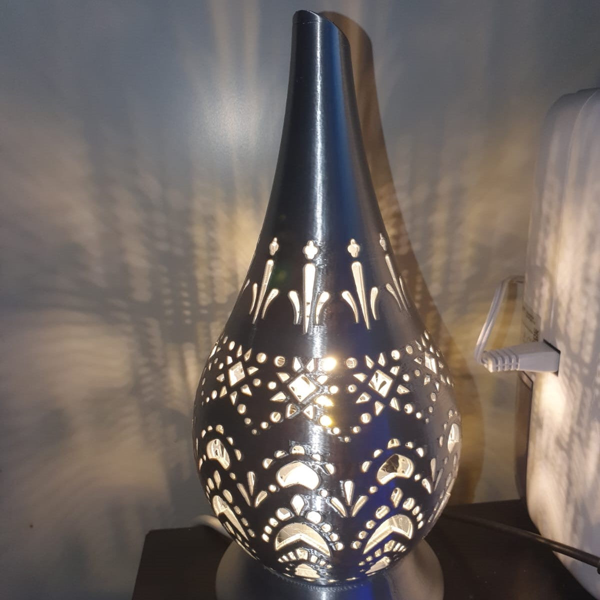 Lampe en Forme de Larme 3D