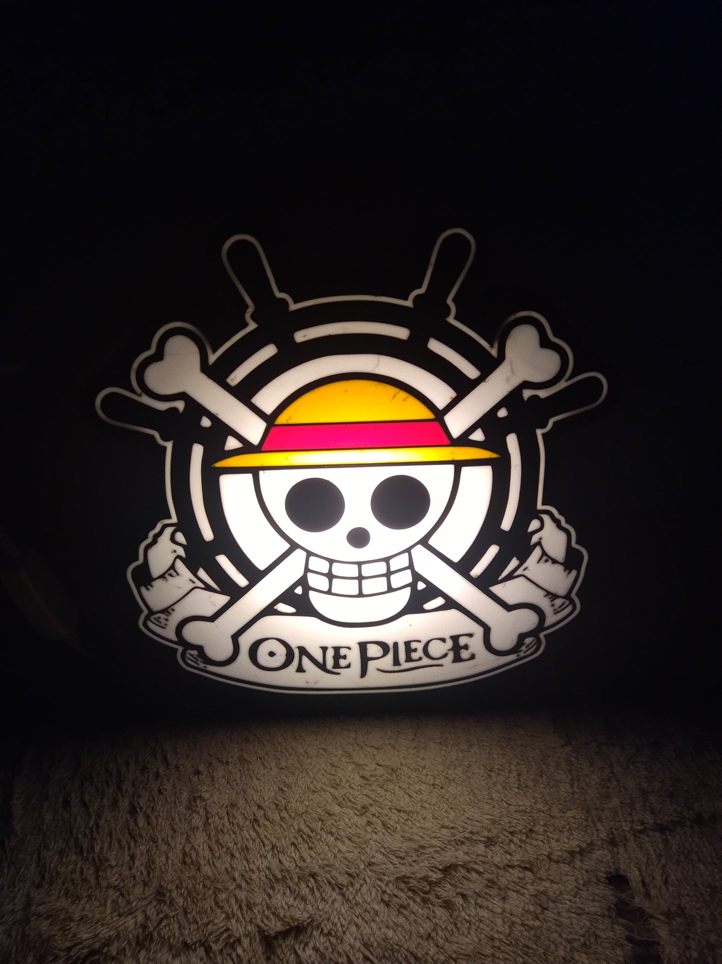 One piece lumineux