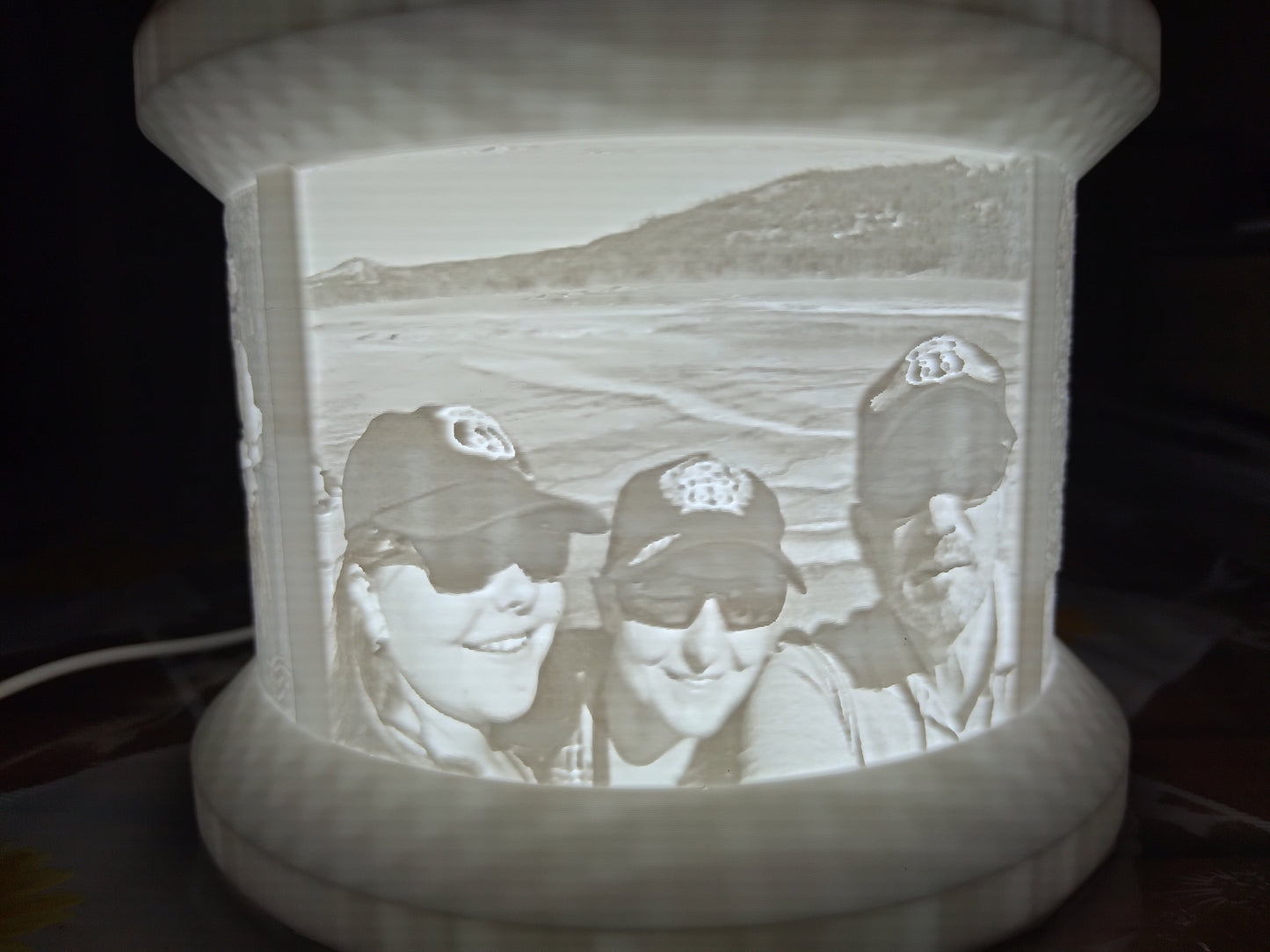 Curved lithophane