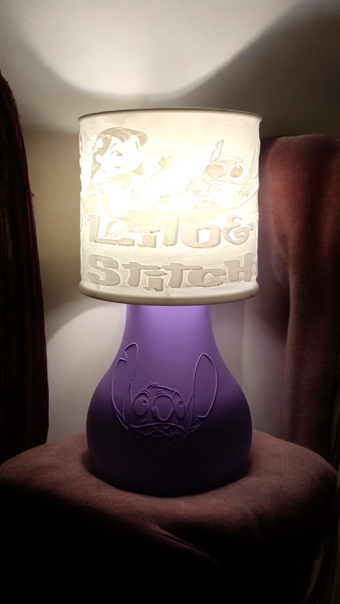 Lampe de chevet Lylo et Stitch