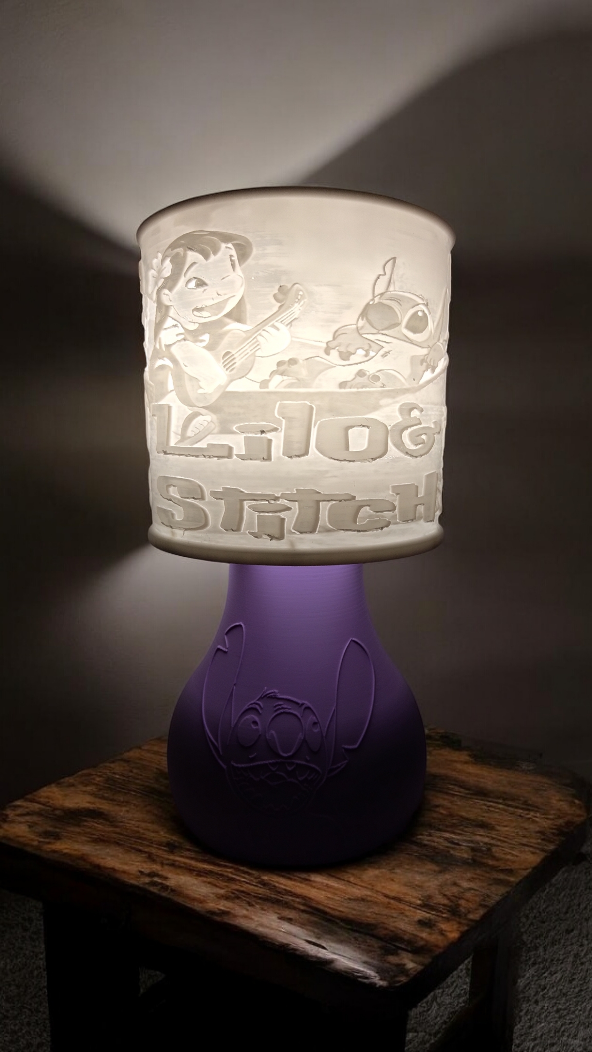 Lampe de chevet Lylo et Stitch