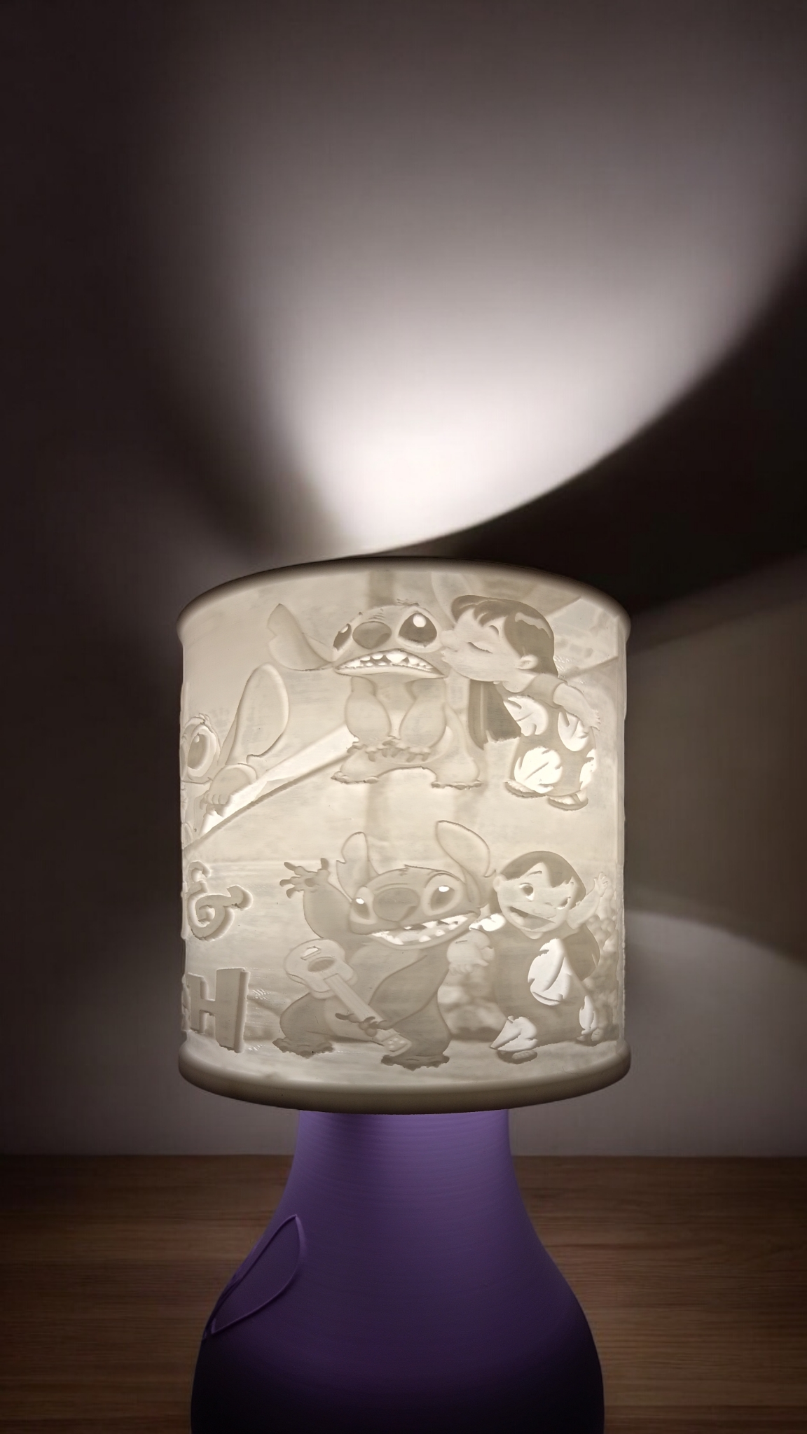 Lampe de chevet Lylo et Stitch