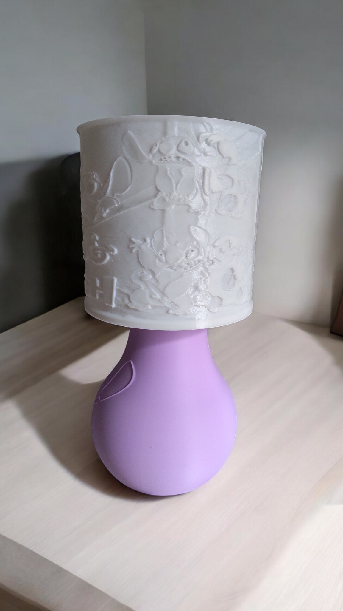 Lampe de chevet Lylo et Stitch